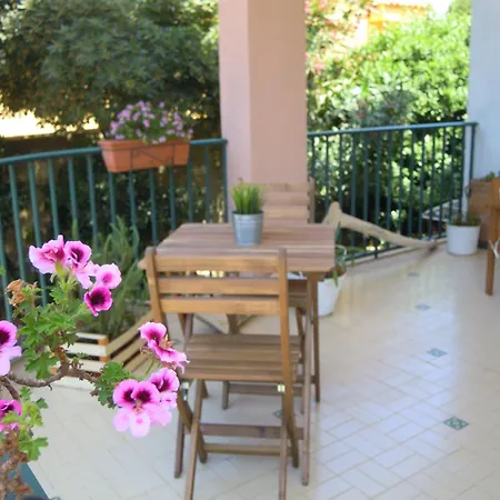 Il Vaso Di Creta 住宿加早餐酒店 4*
